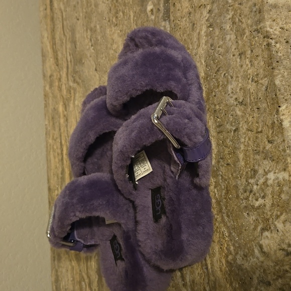 UGG Purple Fuzzy Slippers - Picture 2 of 8